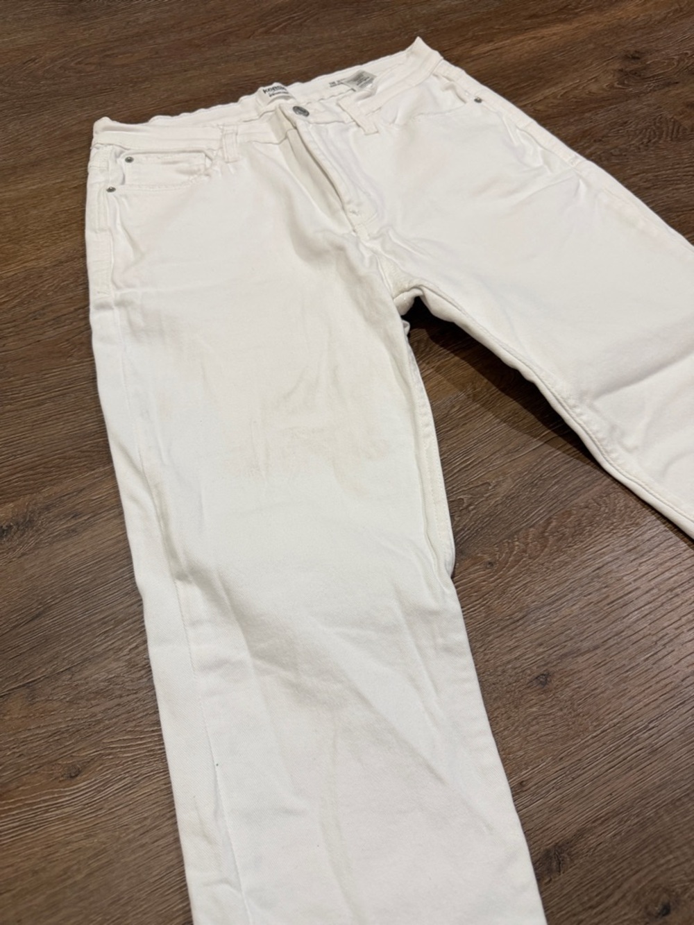 Kensie Vintage Luxe Ultimate High Rise Skinny Jeans with Frayed Hem - Picture 3 of 8